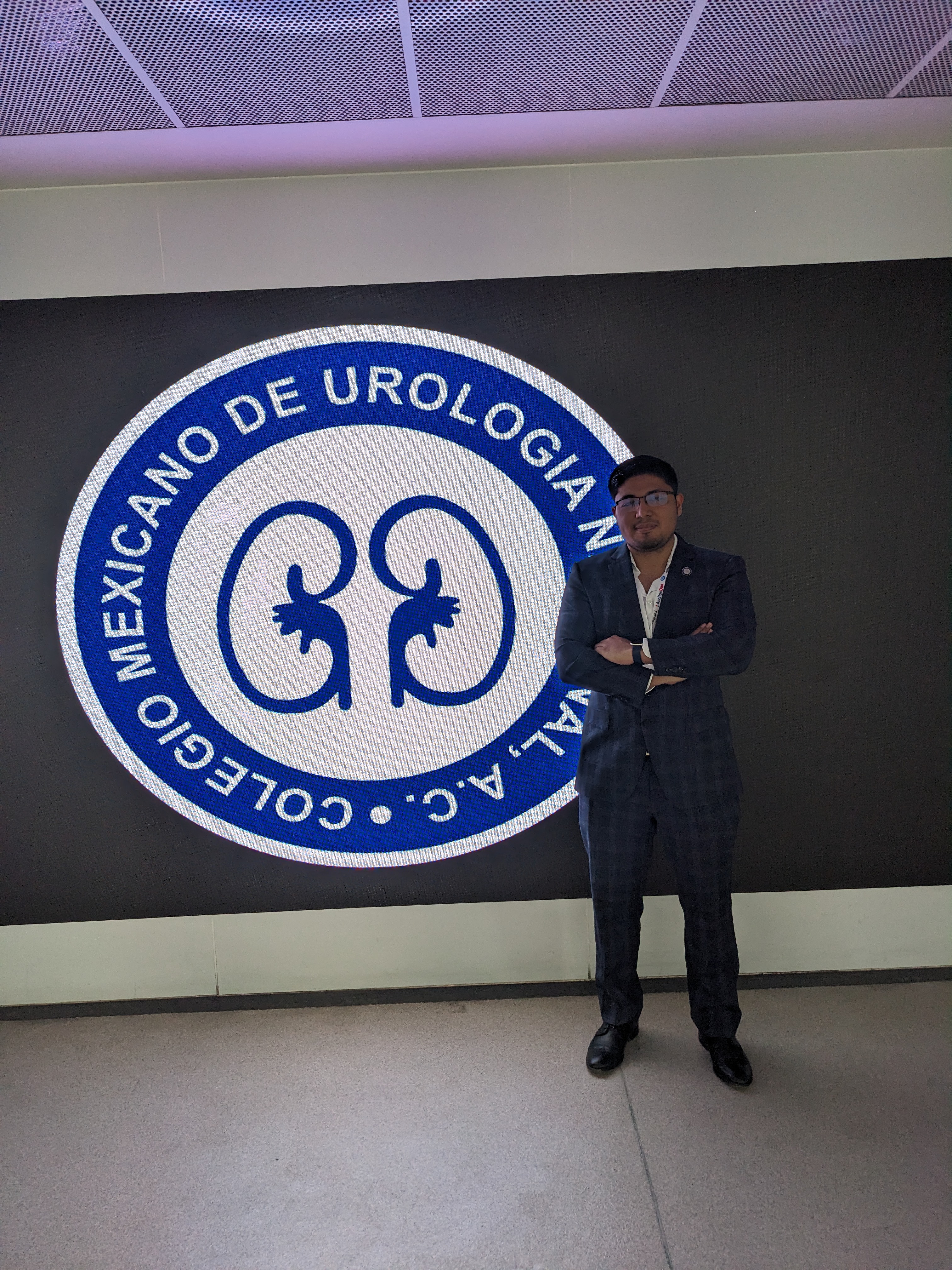 Procedimiento quirúrgico con técnica de mínima invasión